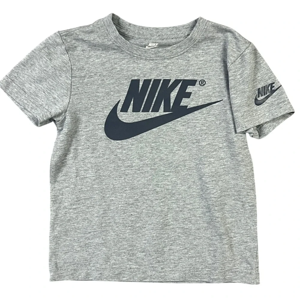 Nike T-Shirt‎ Kids 6 Gray Short Sleeve Futura Logo Graphic Athletic Cotton Tee